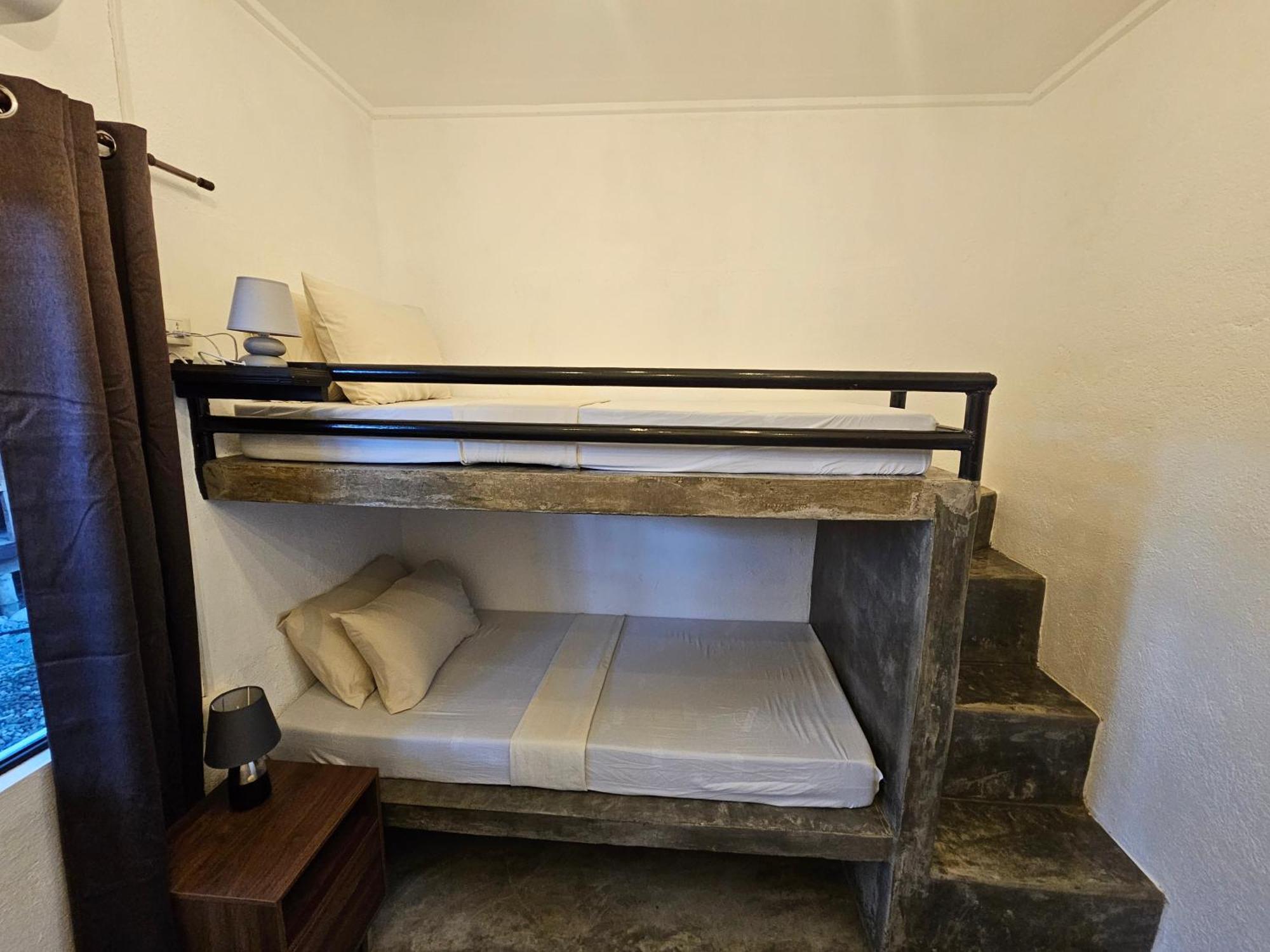 מואלבואל Crazy Bears Hostel מראה חיצוני תמונה
